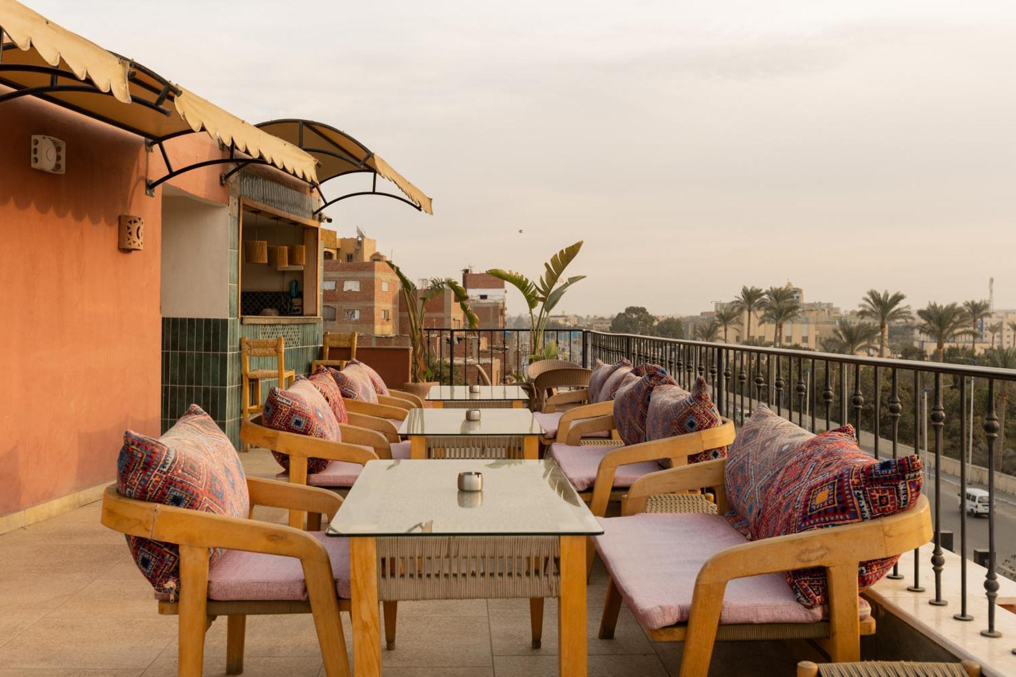 Almas Pyramids Hotel Kafret el-Gabal Exterior foto
